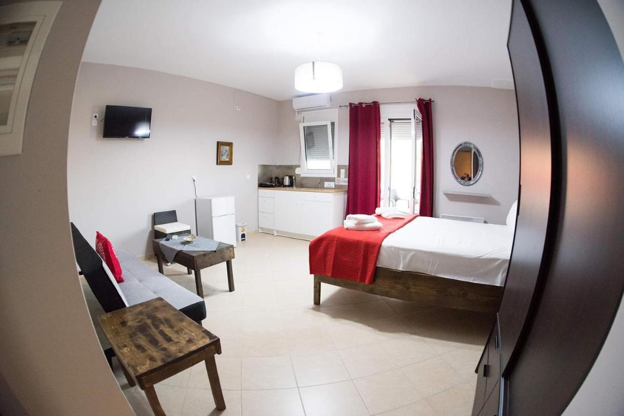 Mirmidones Anesis Apartment Agrelia ภายนอก รูปภาพ
